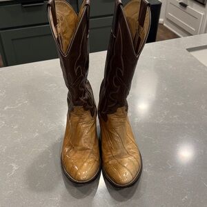 Biltrite Men's Two-Tone Brown Leather Western Boots - Classic Cowboy Style